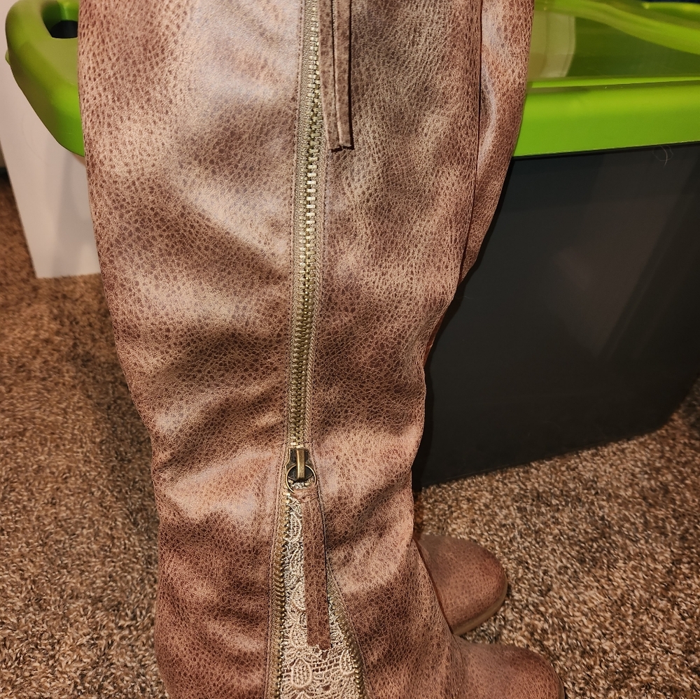Womens boots